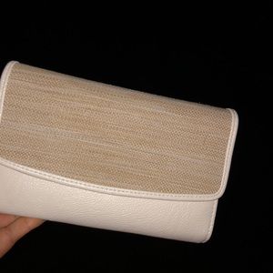 Croft&Barrow  RFID-Blocking straw clutch